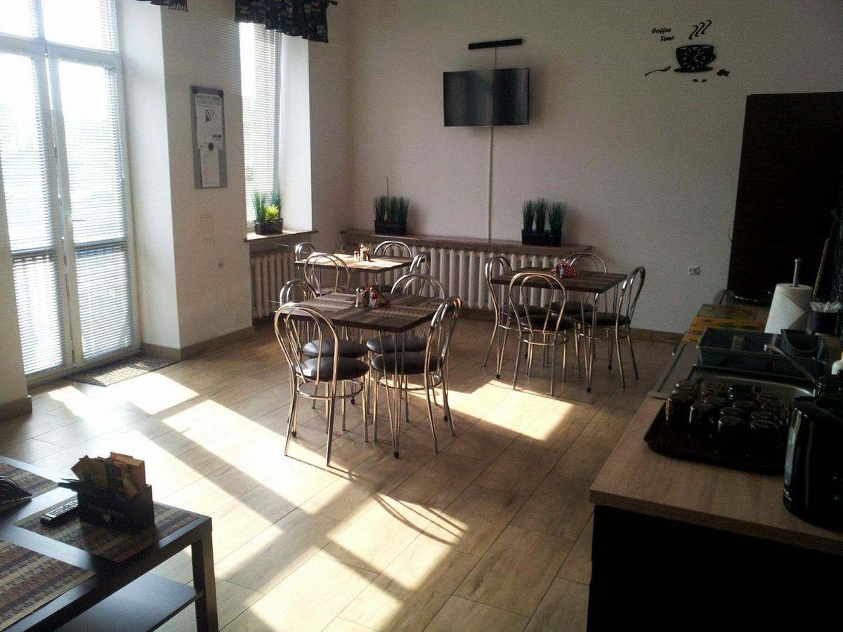Hostel Maxim วอร์ซอ ภายนอก รูปภาพ